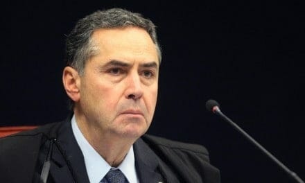 Barroso diz em Harvard que o direito da mulher abortar passou no Brasil