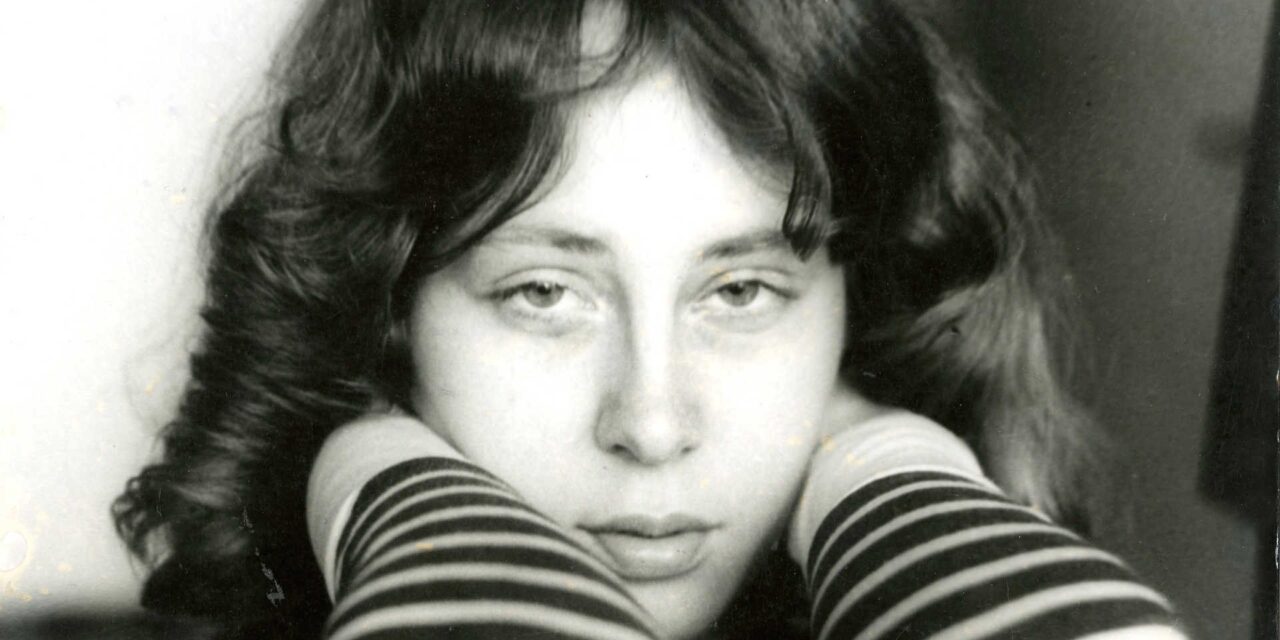 A Teus Pés: Os Poemas Feministas de Ana Cristina Cesar