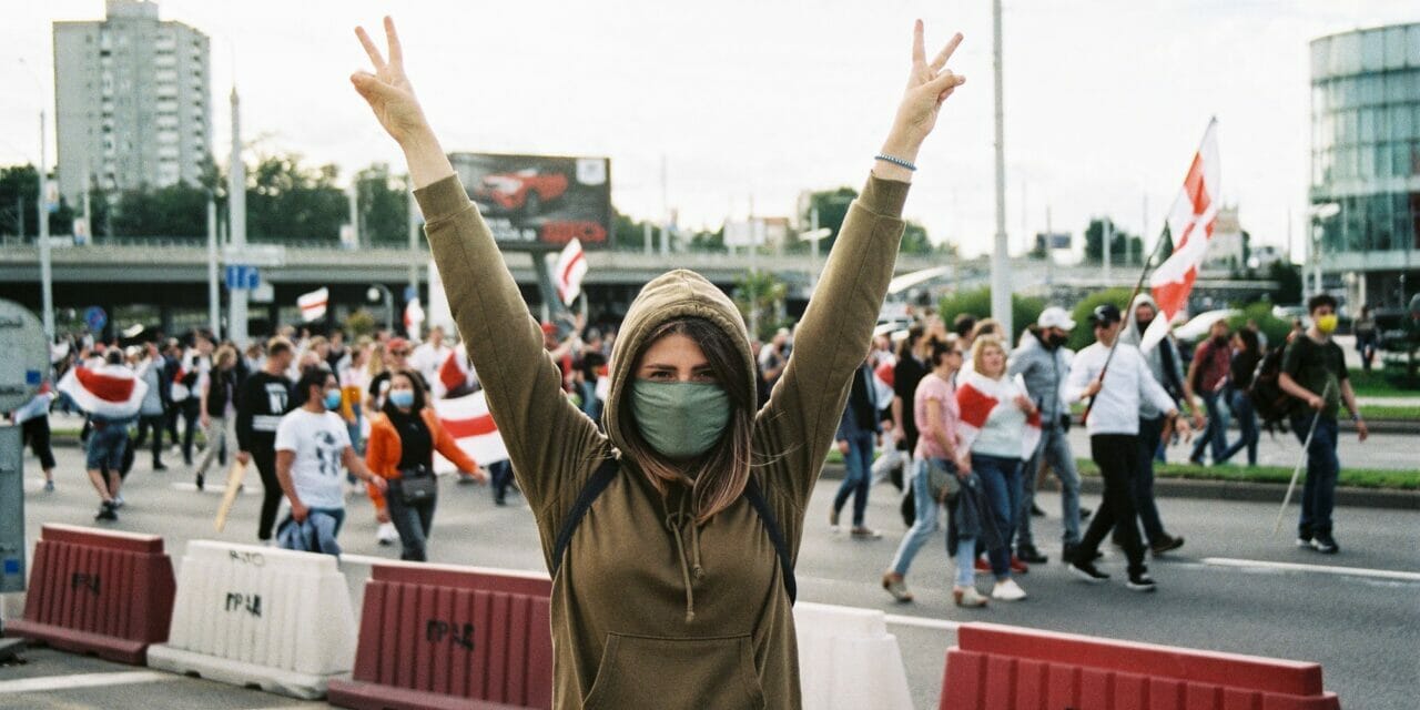 “The Economist” diz que a esquerda autoritária afronta a democracia