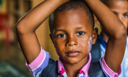 Ruanda: Memórias de um Genocídio